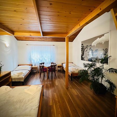 Bystra 94 Profibikers Hotel Ngoại thất bức ảnh